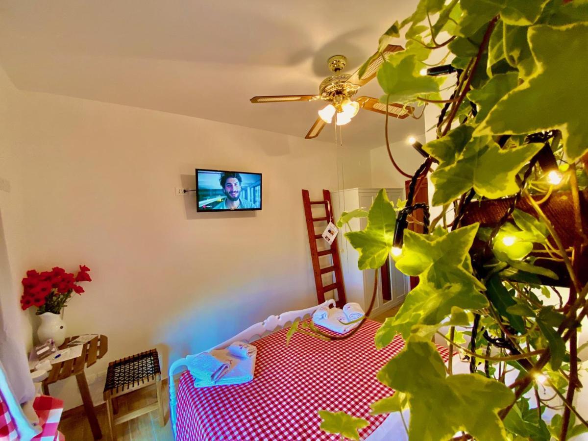 Locanda Della Lavanda San Clemente  Buitenkant foto